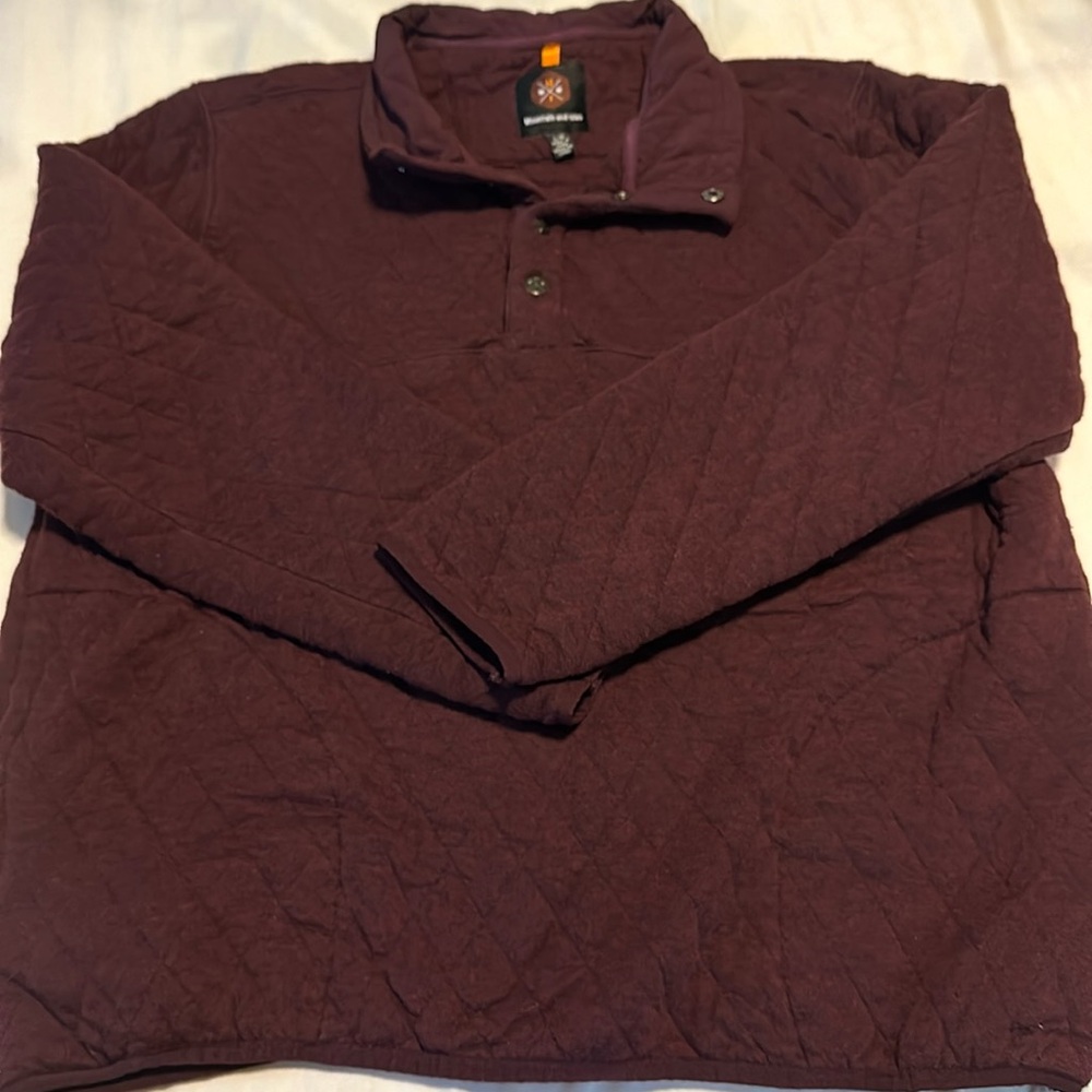 Men’s Mountain and Isles Quilted Top Size Large